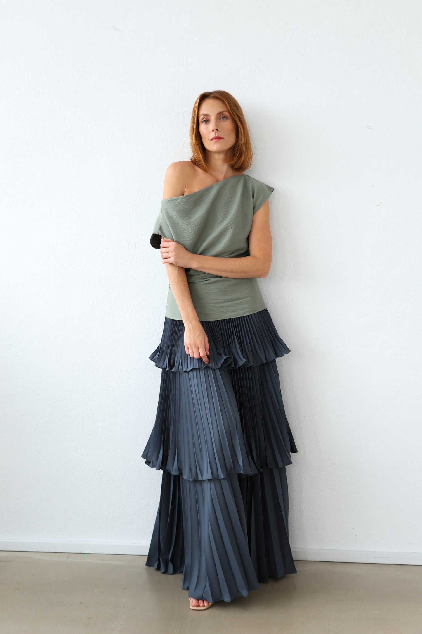 Kruhová trojitá plisovaná sukňa