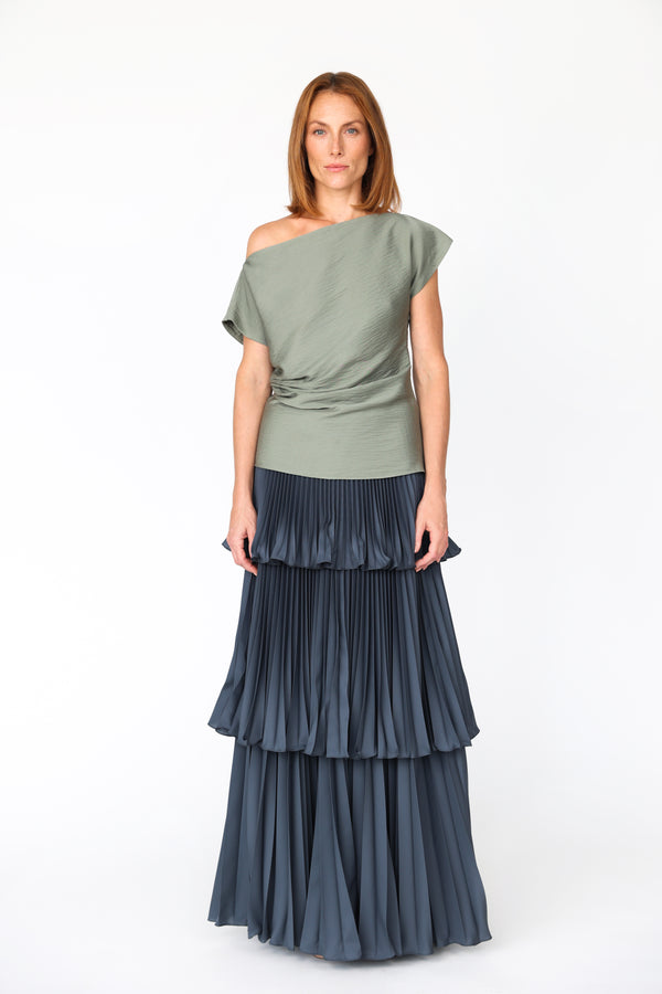 Kruhová trojitá plisovaná sukňa